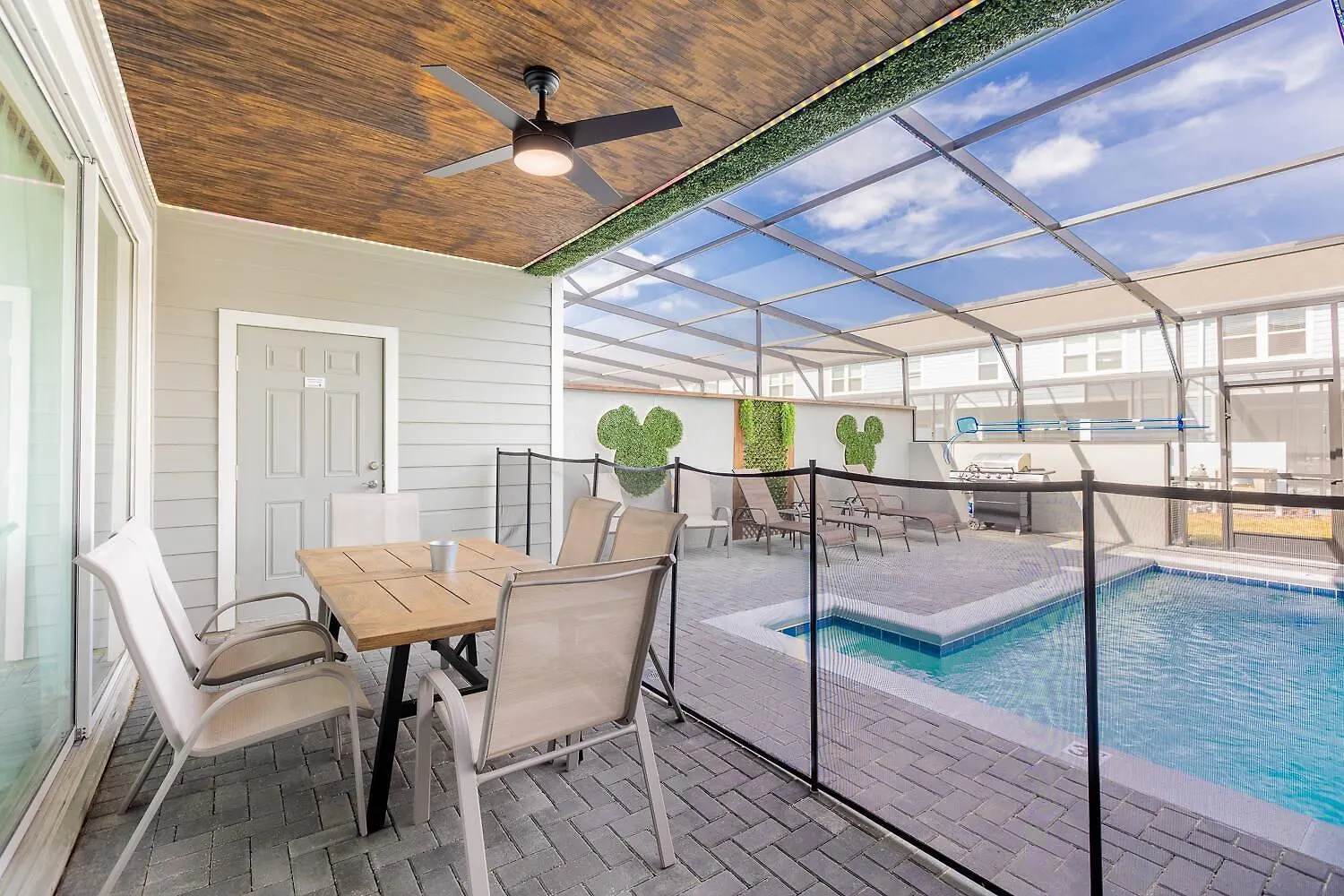 Thematic House Pvt Pool Game Room Near Disney Davenport