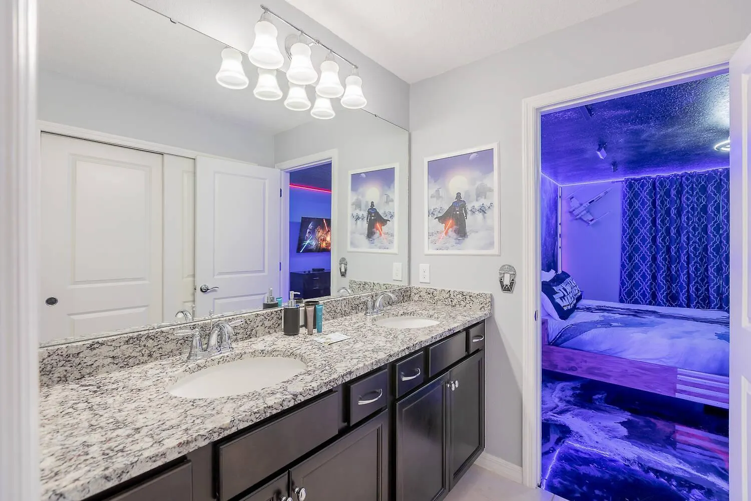 Holiday home Thematic House Pvt Pool Game Room Near Disney Davenport